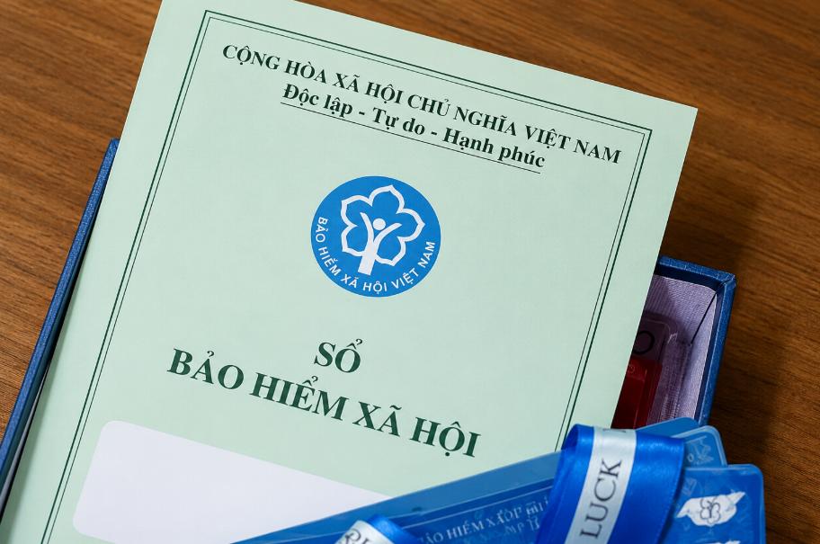 Nhận các giấy tờ liên quan sau khi nghỉ việc