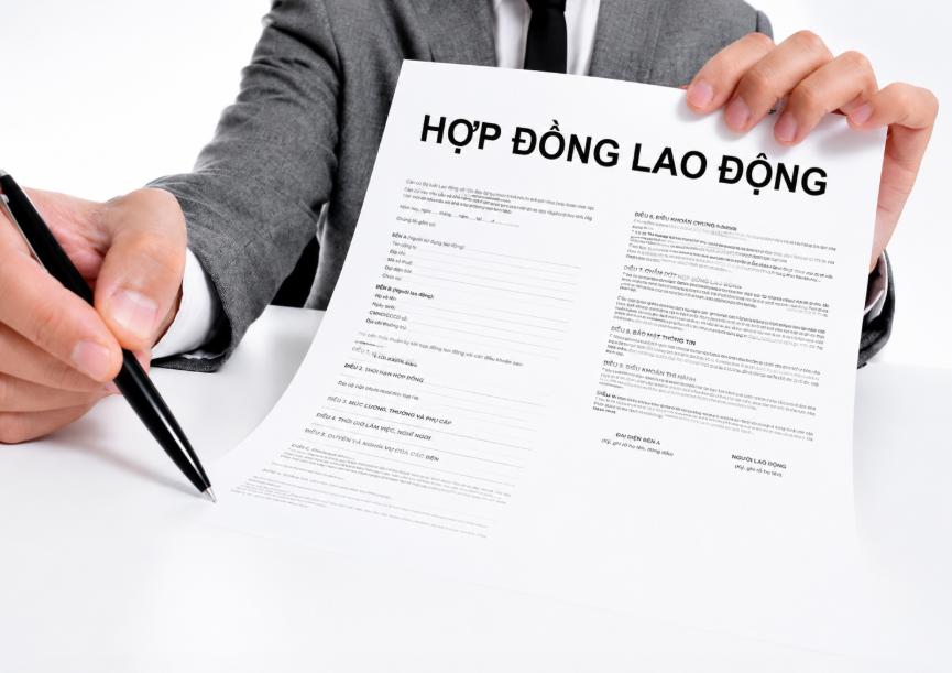 Hợp đồng lao động là văn bản thỏa thuận về mặt pháp lý giữa người lao động và người sử dụng lao động