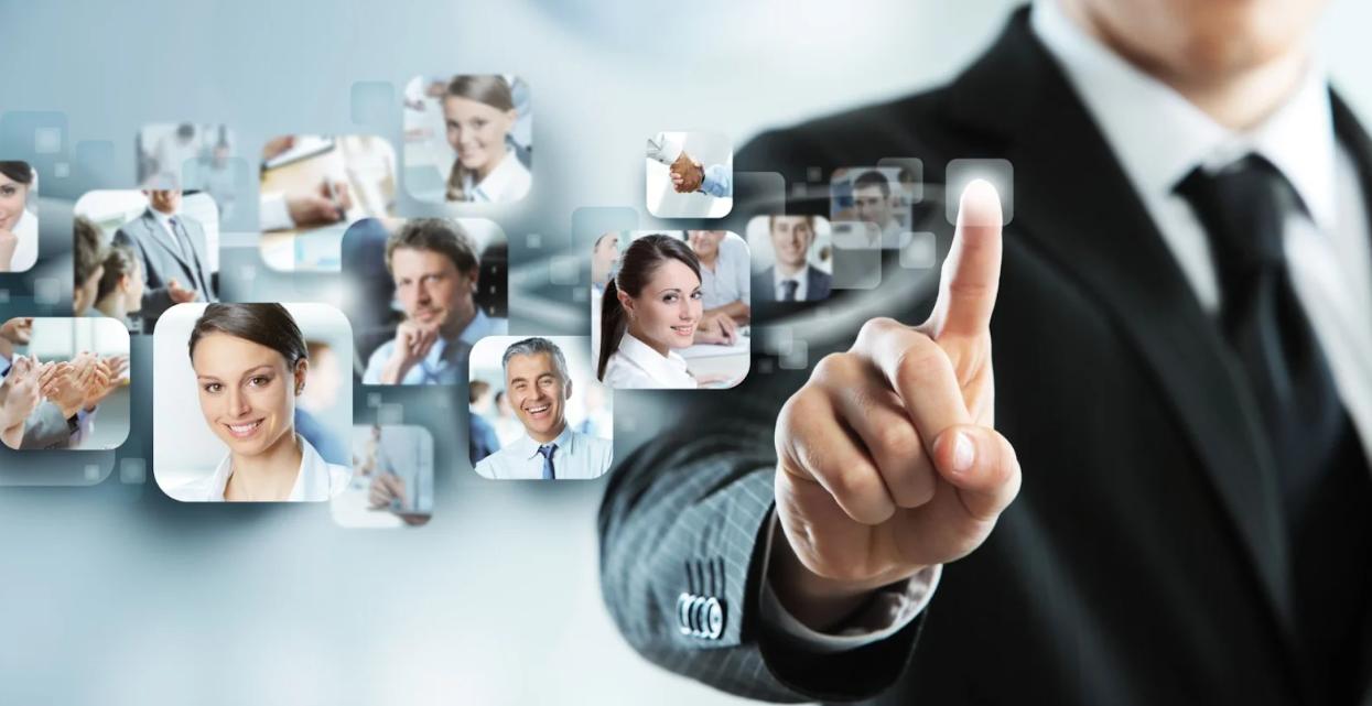 Kỹ năng lắng nghe, giao tiếp và tính nguyên tắc là những yếu tố giúp bạn làm tốt công việc nhân sự